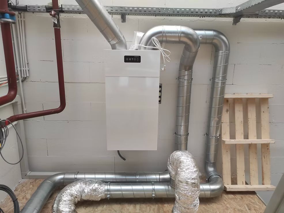 Ventilatie van een controlekamer